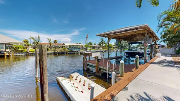 Satellite Beach, FL 32937,457 Penguin DR