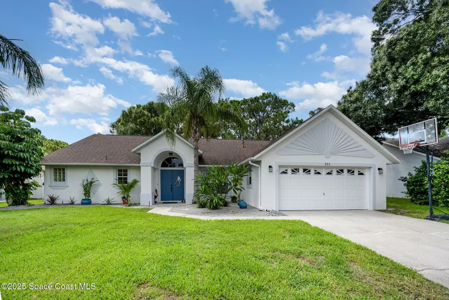 933 Osprey LN, Rockledge, FL 32955