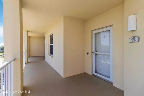 Merritt Island, FL 32953,134 Starboard LN #404