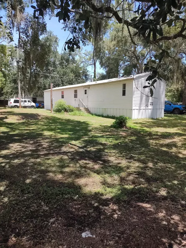 2472 Kingswood DR, Mims, FL 32754
