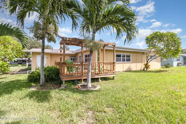 Cocoa Beach, FL 32931,276 Curacau DR