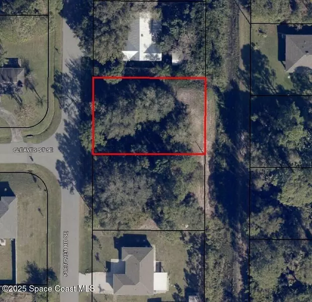 871 Fletcher RD SE, Palm Bay, FL 32909