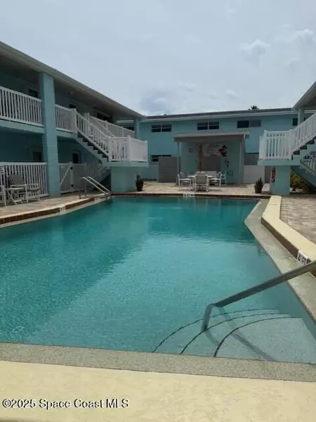 190 Flagler LN #13, Cocoa Beach, FL 32931
