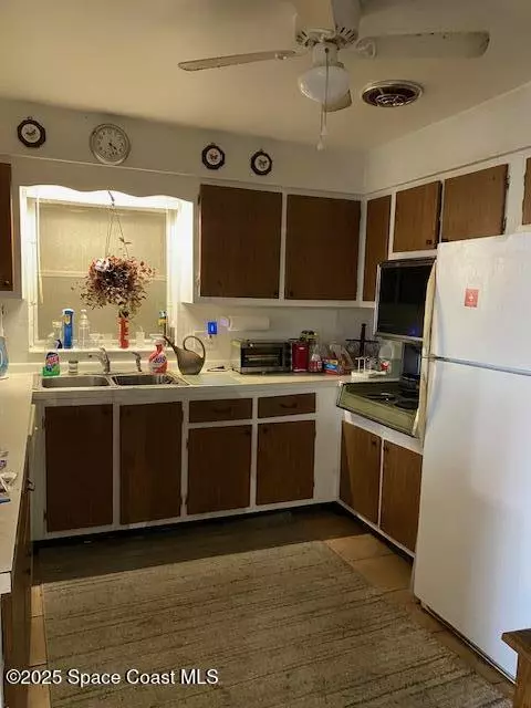 Rockledge, FL 32955,992 Woodsmere Pkwy