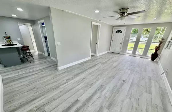 Melbourne, FL 32904,2290 Seminole BLVD