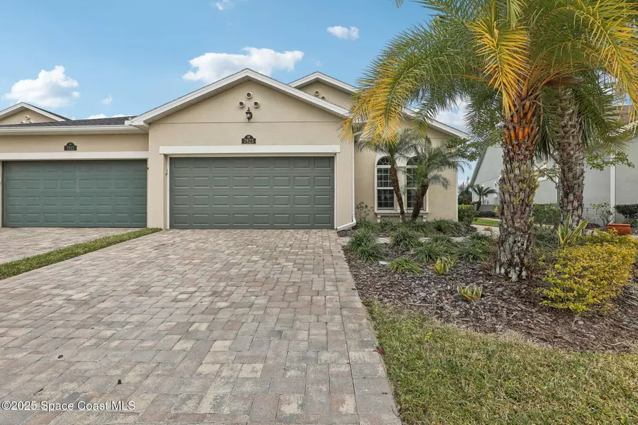 7823 Loren Cove DR, Melbourne, FL 32940