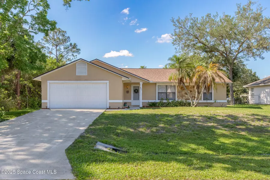 841 Jamaica AVE, Sebastian, FL 32958