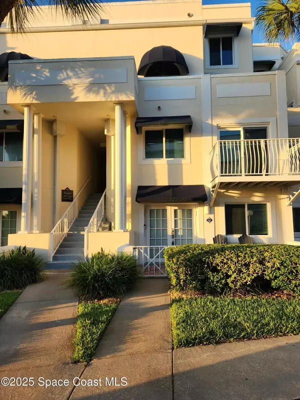 Cape Canaveral, FL 32920,8600 Ridgewood AVE #1211