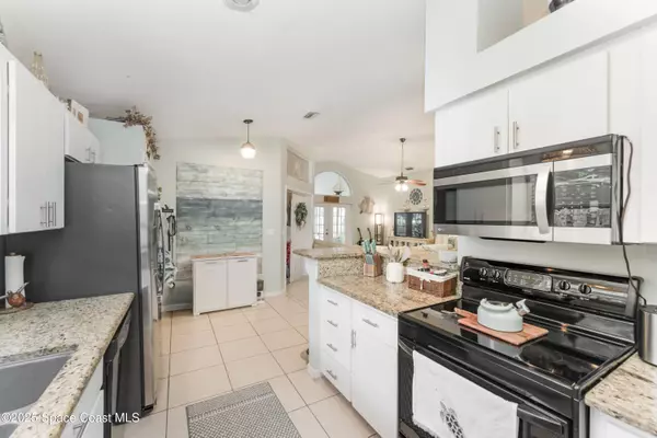 Melbourne, FL 32940,6981 Hammock Trace DR