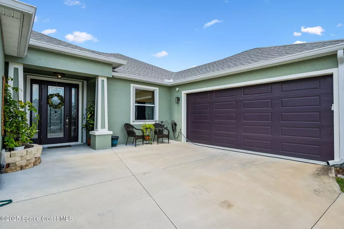 Palm Bay, FL 32907,898 Gera AVE NW