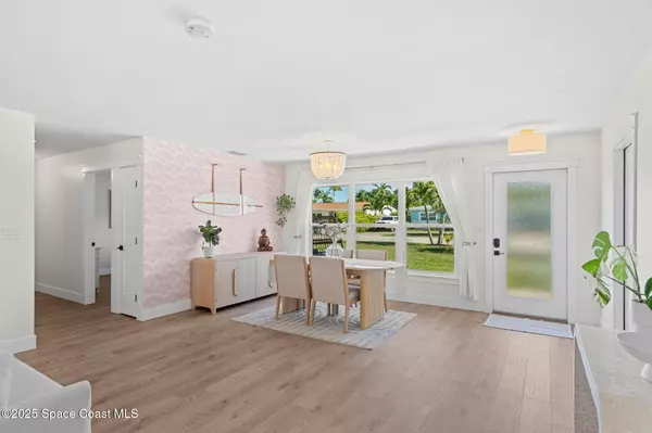 Satellite Beach, FL 32937,230 Harwood AVE