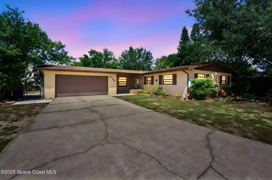 2738 Sherwood CT, Titusville, FL 32796