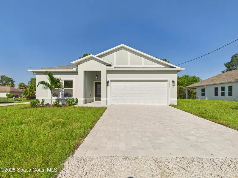 7855 92nd CT, Vero Beach, FL 32967