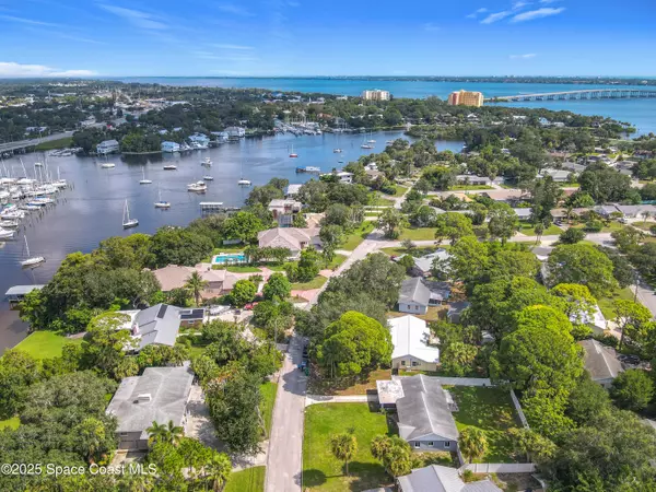 Melbourne, FL 32935,819 W Whitmire DR