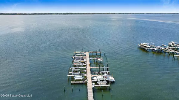 Melbourne Beach, FL 32951,242 Seaview ST