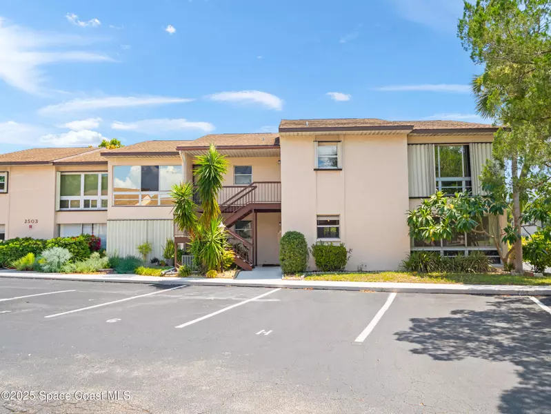 2503 Bogey LN #6-H, Melbourne, FL 32935