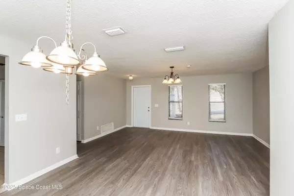 Palm Bay, FL 32907,739 Isle Royale AVE NW