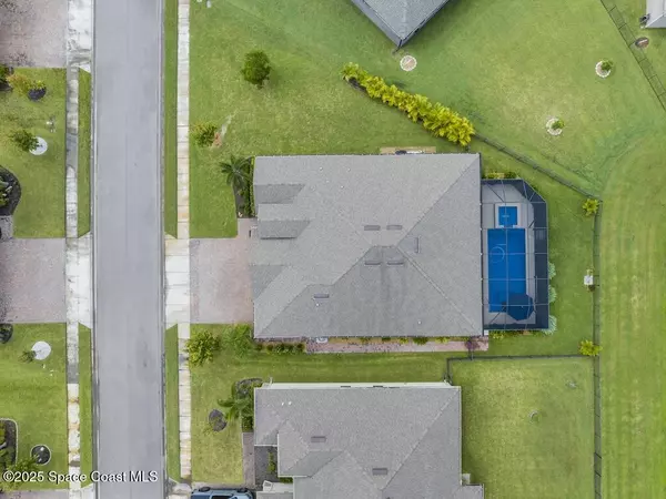 Vero Beach, FL 32968,5614 1st SQ