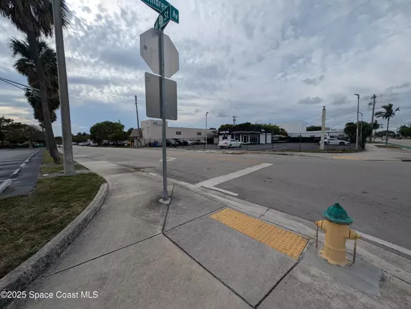 Oakland Park, FL 33309,101 NW 43rd ST