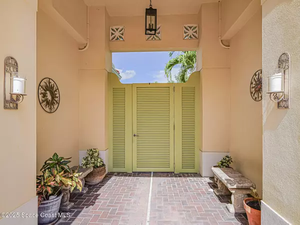 Vero Beach, FL 32967,5837 Pine Ridge CIR