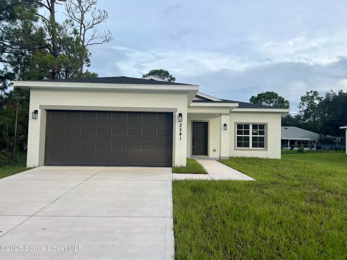 Palm Bay, FL 32909,2541 San Filippo DR SE