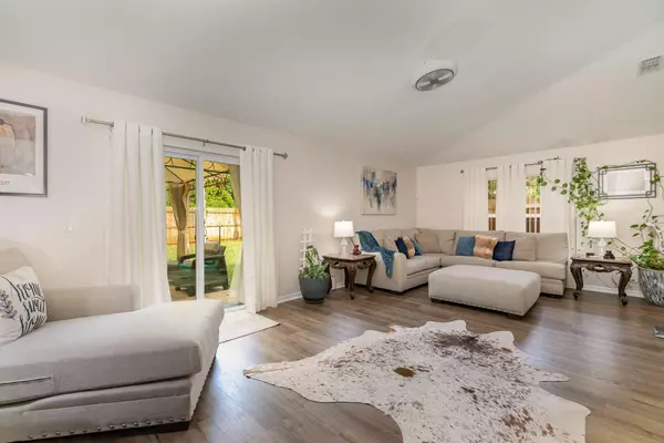 Melbourne, FL 32904,1736 Vista Lake CIR