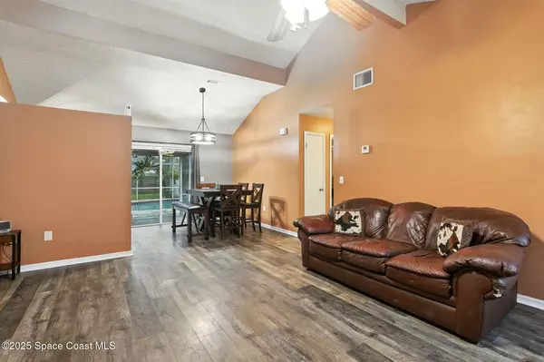 Palm Bay, FL 32909,850 Crawford AVE SE