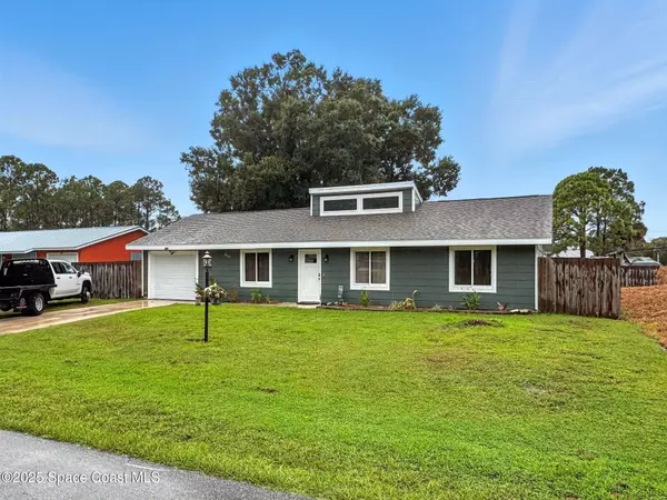 850 Crawford AVE SE, Palm Bay, FL 32909