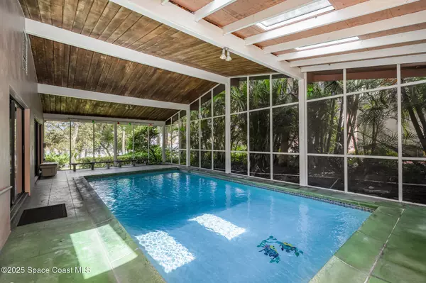 Cocoa, FL 32922,717 Indian River DR