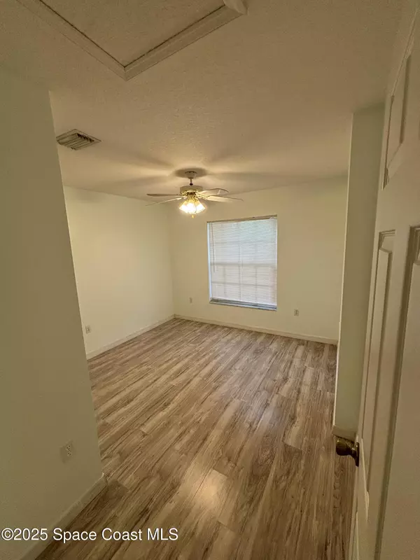 Palm Bay, FL 32907,1090 Early DR NW
