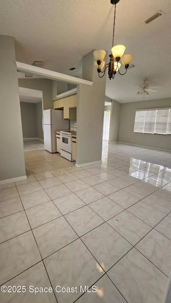 Palm Bay, FL 32909,2701 Planet AVE SE