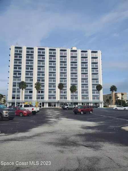 1980 N Atlantic AVE #422, Cocoa Beach, FL 32931