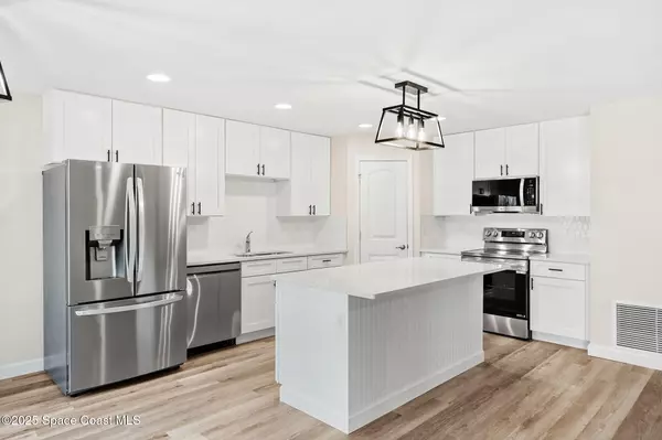 Melbourne, FL 32935,2306 Sarno RD