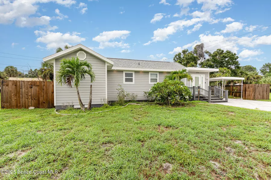 2566 Spence DR NE, Palm Bay, FL 32905