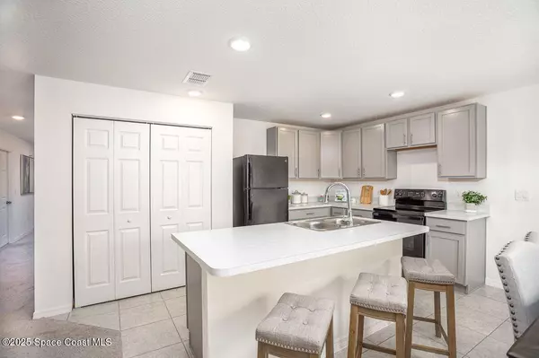 Palm Bay, FL 32909,2601 Quentin AVE SE