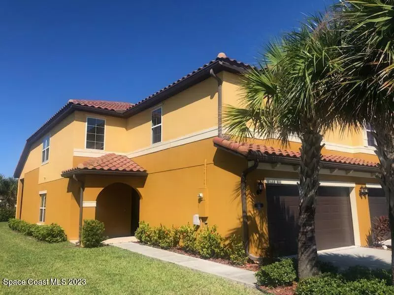 Satellite Beach, FL 32937,684 Carlsbad DR