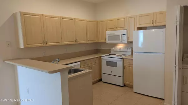 Vero Beach, FL 32962,826 Middleton DR SW