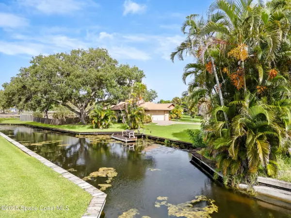 Merritt Island, FL 32953,255 Annalisa PL