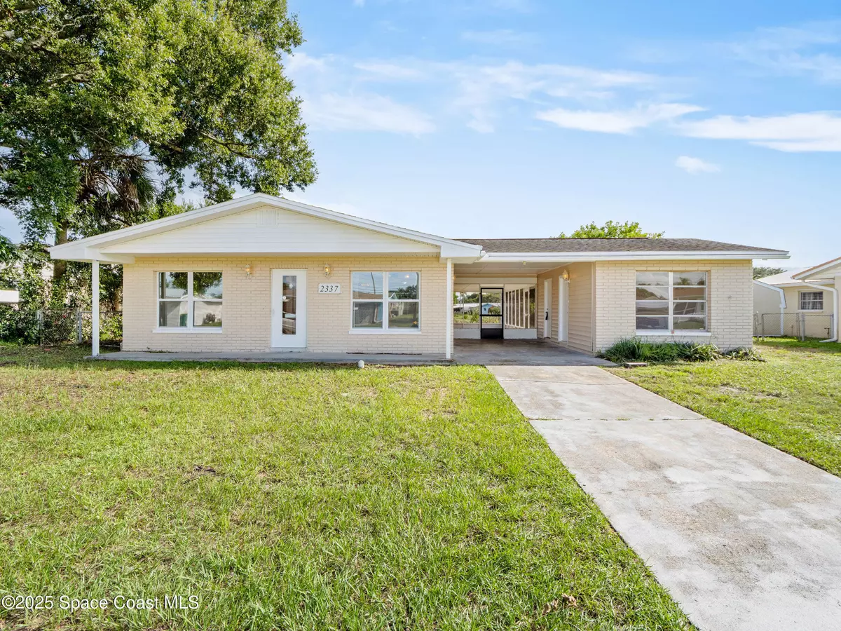 Melbourne, FL 32935,2337 Lakeview DR