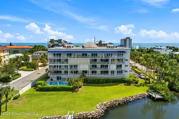 Cocoa Beach, FL 32931,210 24th ST #201