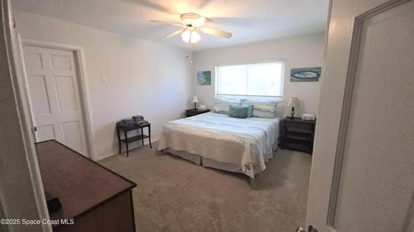 Satellite Beach, FL 32937,141 E Exeter ST