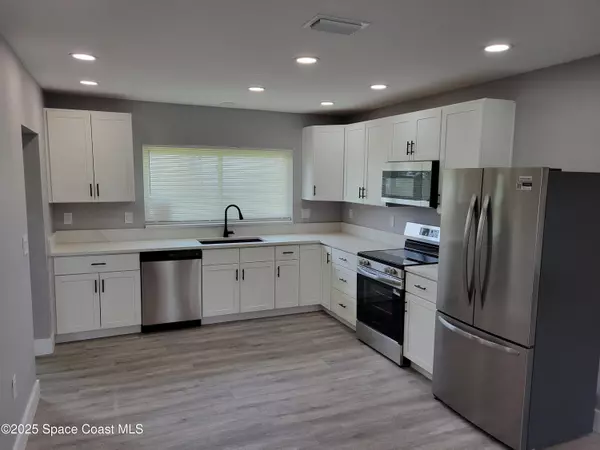 Mims, FL 32754,3330 Stanley ST