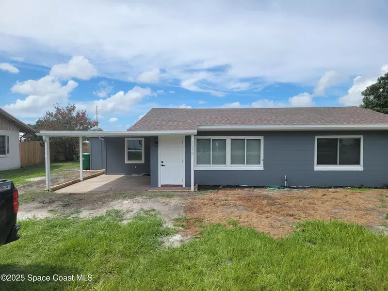 3330 Stanley ST, Mims, FL 32754