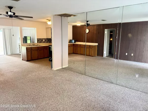 Palm Bay, FL 32905,1360 Cindy CIR NE