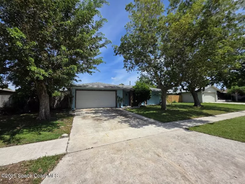 250 Perth AVE, Merritt Island, FL 32953