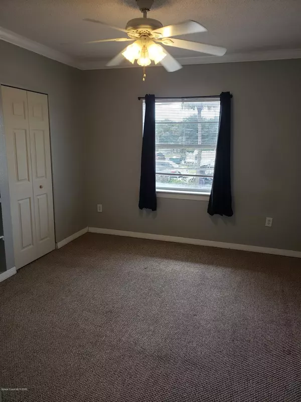 Titusville, FL 32780,1011 S Hopkins AVE #C