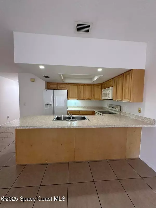 Sebastian, FL 32958,1217 Schumann DR #B