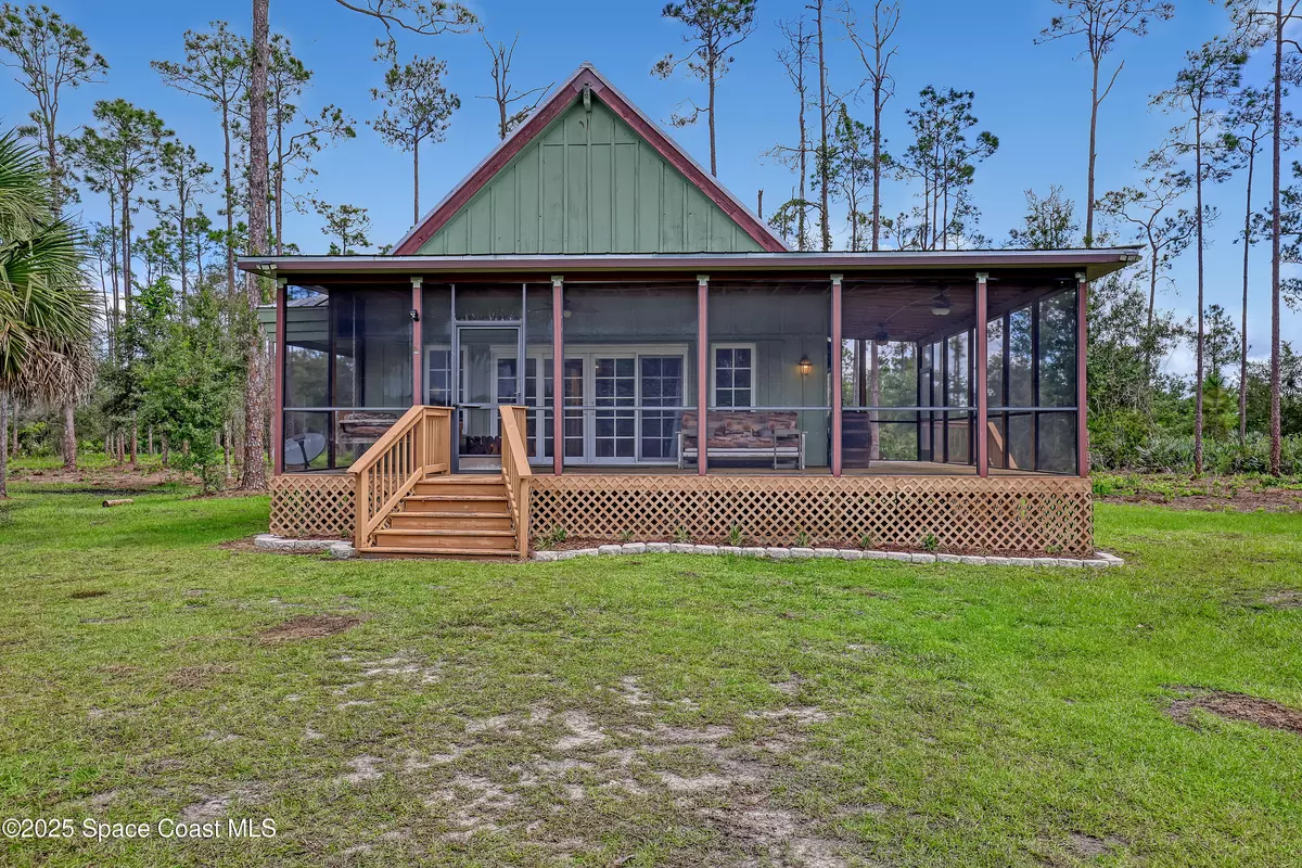 Okeechobee, FL 34972,32801 Hwy 441 N #8
