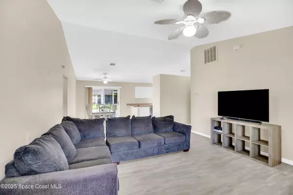 Vero Beach, FL 32967,7976 105th CT