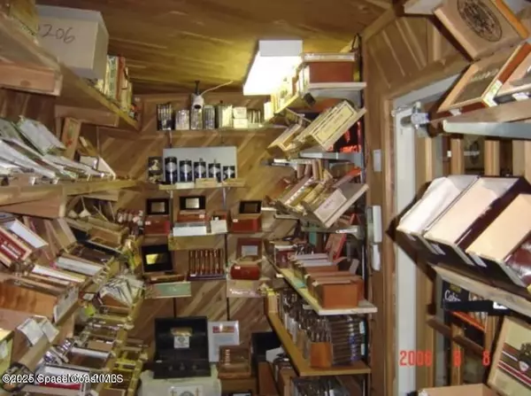 Titusville, FL 32796,221 S Hopkins AVE